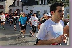 02 Marathon Cheverny 353 * 680 x 453 * (128KB)